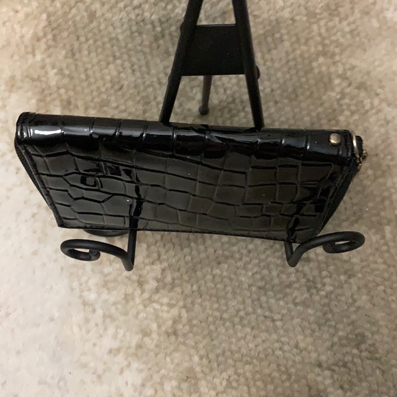 Gorgeous black coin and card croc wallet - Picture 4 of 7